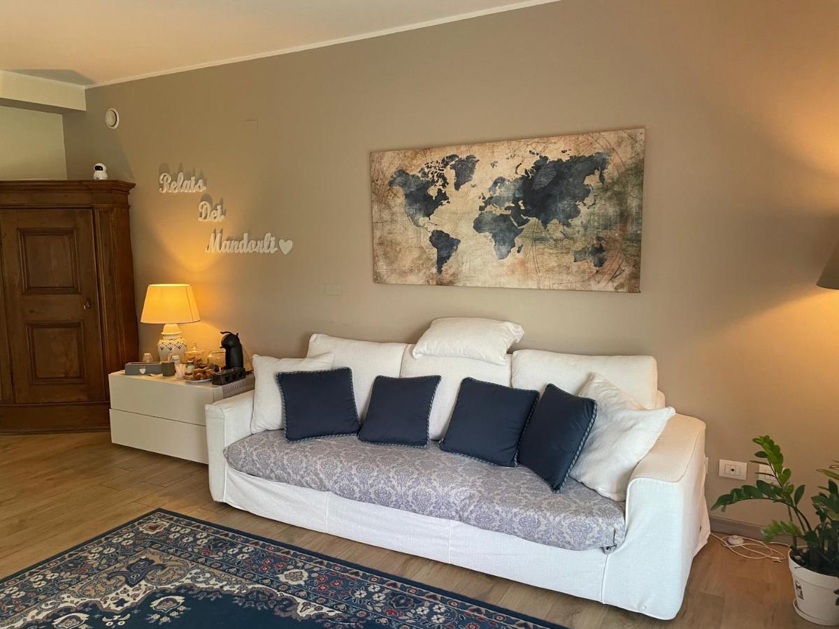 Relais Dei Mandorli Hotel Bergamo Buitenkant foto
