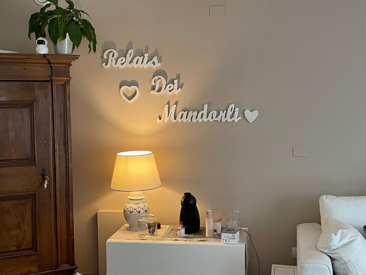 Relais Dei Mandorli Hotel Bergamo Buitenkant foto